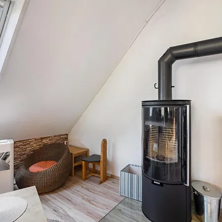 Kranich Im Eggetal * Preußisch Oldendorf